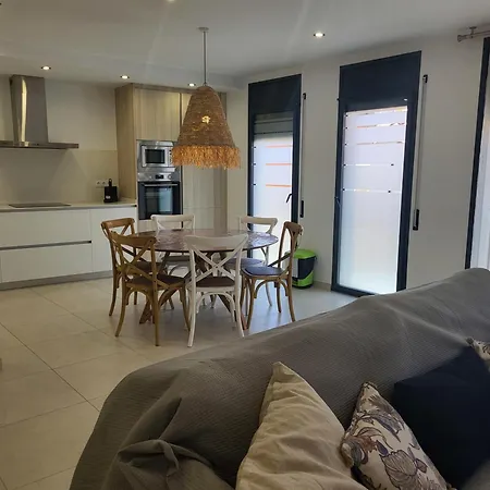 Apartment Casc Antic Sl Sabater 6 *